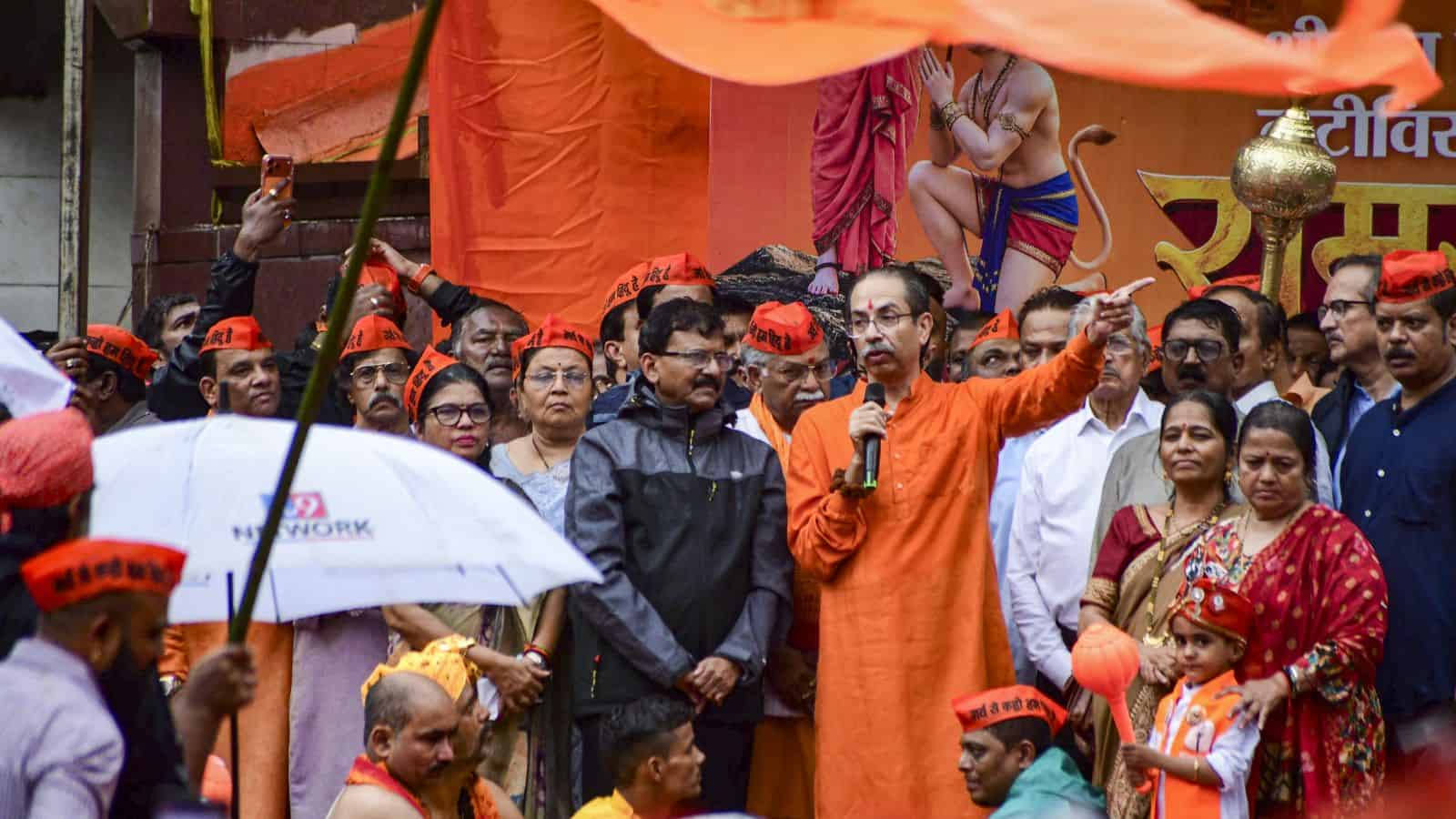 ఉద్ధవ్ ఠాకరే రామ్ రక్ష ఉద్యమం ప్రారంభించారు