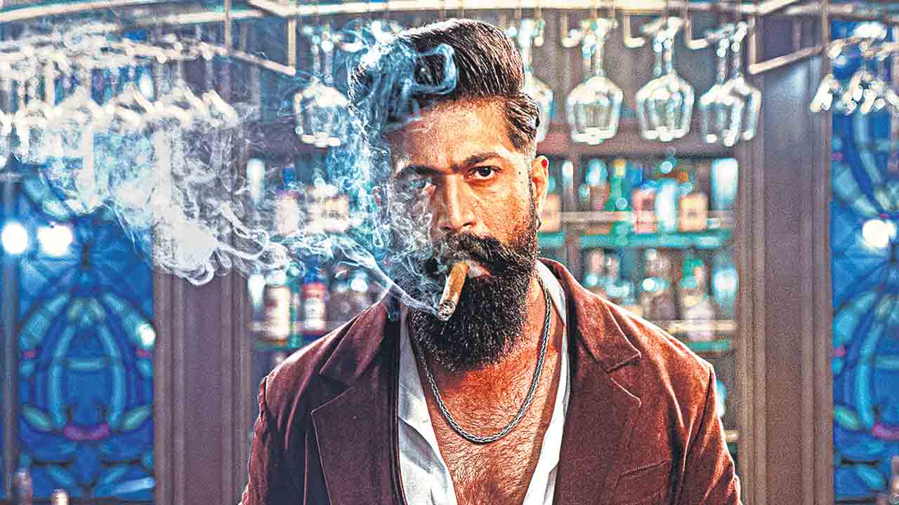 యశ్ ఐదుగురు నాయికలతో టాక్సిక్ సినిమాలో పోరాటం