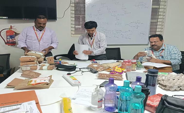 బెంగళూరులో జెప్టో, జొమాటో వేర్హౌస్ల సీజ్: నిబంధనల ఉల్లంఘన