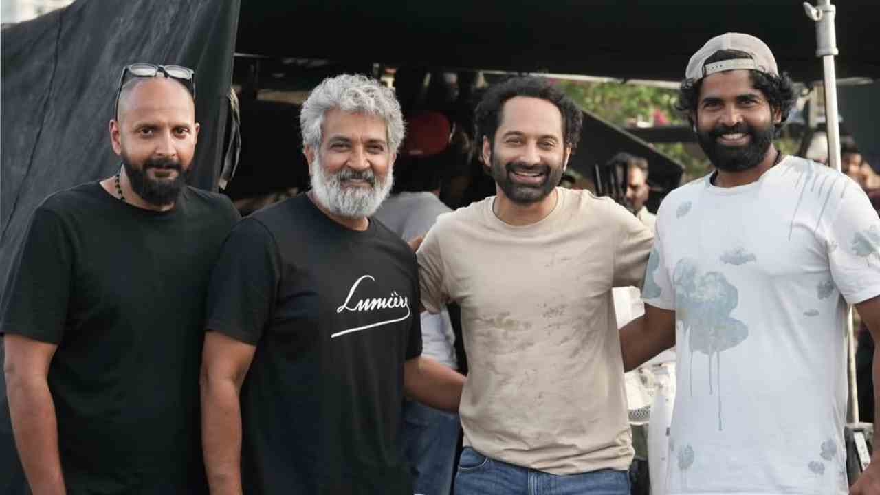 ‘డోంట్ ట్రబుల్ ది ట్రబుల్’ సెట్స్లో సందడి చేసిన రాజమౌళి